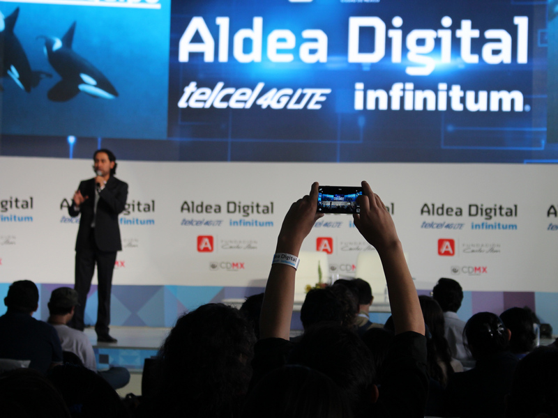 Daniel Planas en Conferencia Magistral en Aldea Digital